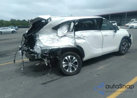 2021 Toyota Highlander Xle from USA, damaged, VIN 5TDHZRAH3MS071522